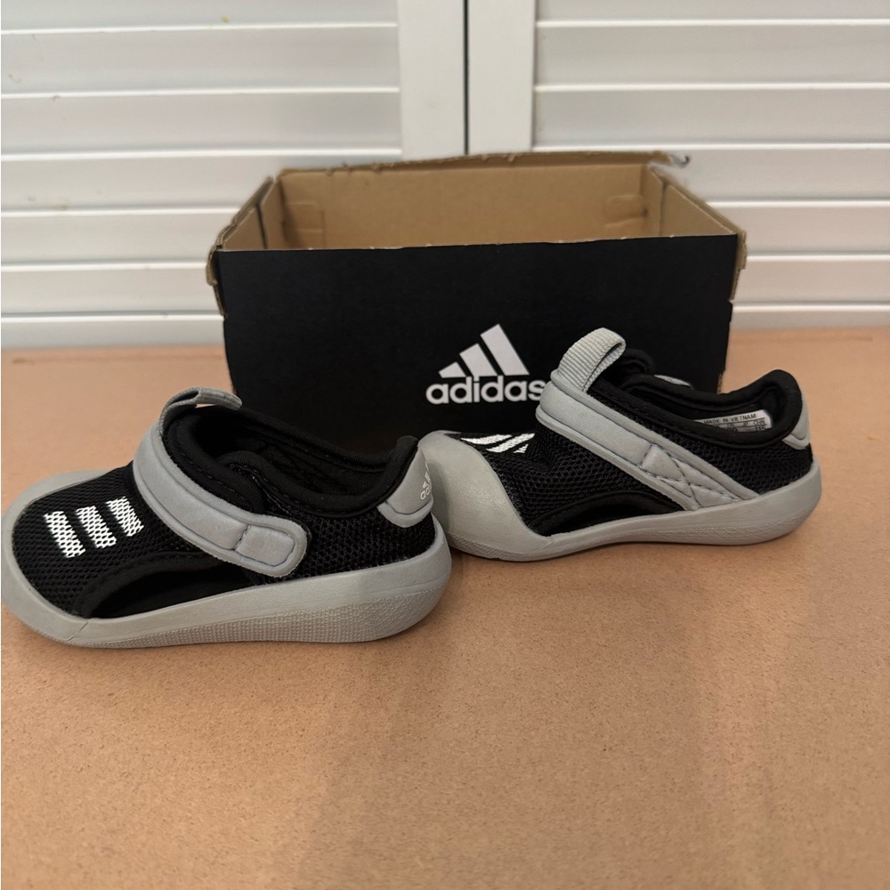 Adidas Kids Black and Gray Slides